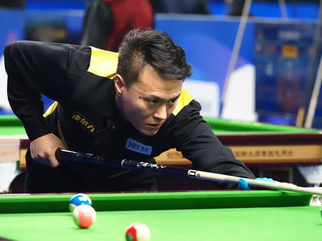 而在丢球后 而在丢球后