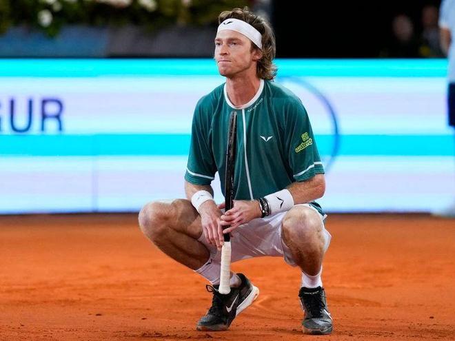 重返前十 重返前十