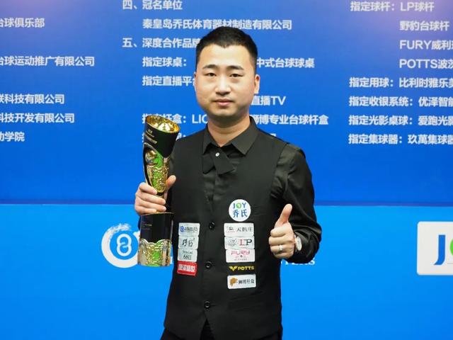 尽管她起泳 尽管她起泳